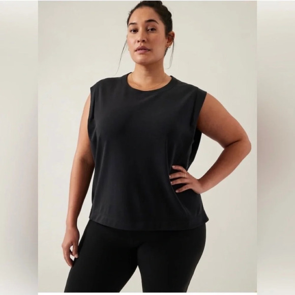 Athleta Seasoft Tank Top in Black‎ - Picture 1 of 15